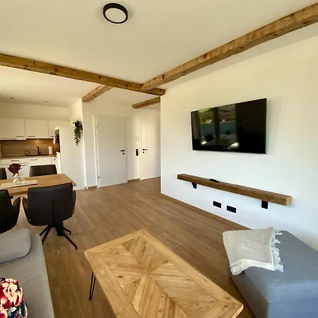 In Saalfelden Near Slopes, Cleaning Included Appartement *