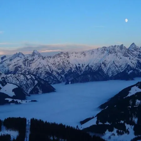 Lejlighed In Saalfelden With Panoramic View, Cleaning Included