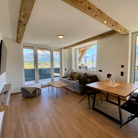 In Saalfelden With Panoramic View, Cleaning Included