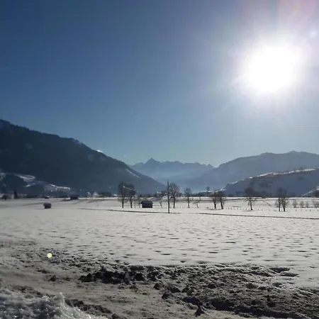 Lejlighed In Saalfelden With Panoramic View, Cleaning Included *